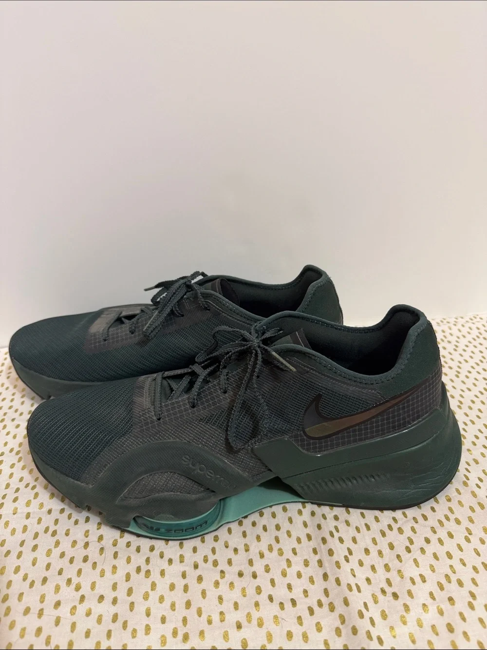 Nike low top